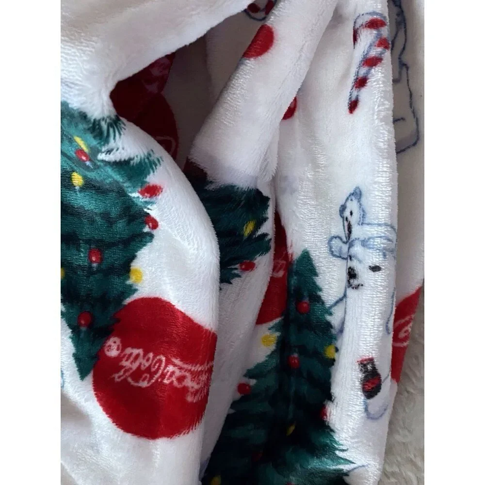 Coca Cola Velvet Soft Throw Blanket 60 X 70”‎ Bears W/Bottle Christmas Tree NEW